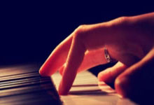 斯洛伐克选手在射箭赛中夺冠