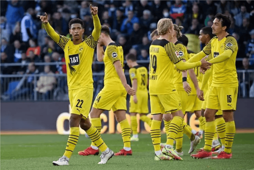 包含斯图加特球队客场惨遭逆转，德甲积分停滞不前的词条