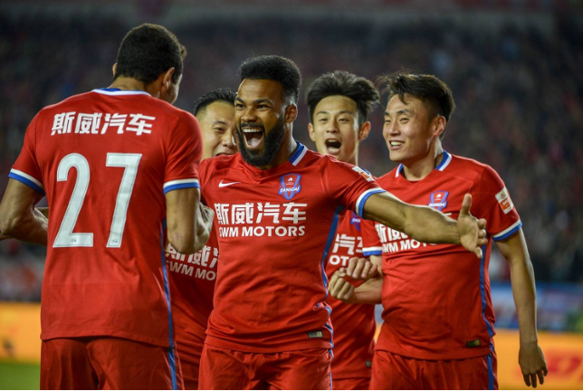 重庆力帆主场-小胜广州富力,取得关键胜利 重庆力帆主场-小胜广州富力,取得关键胜利