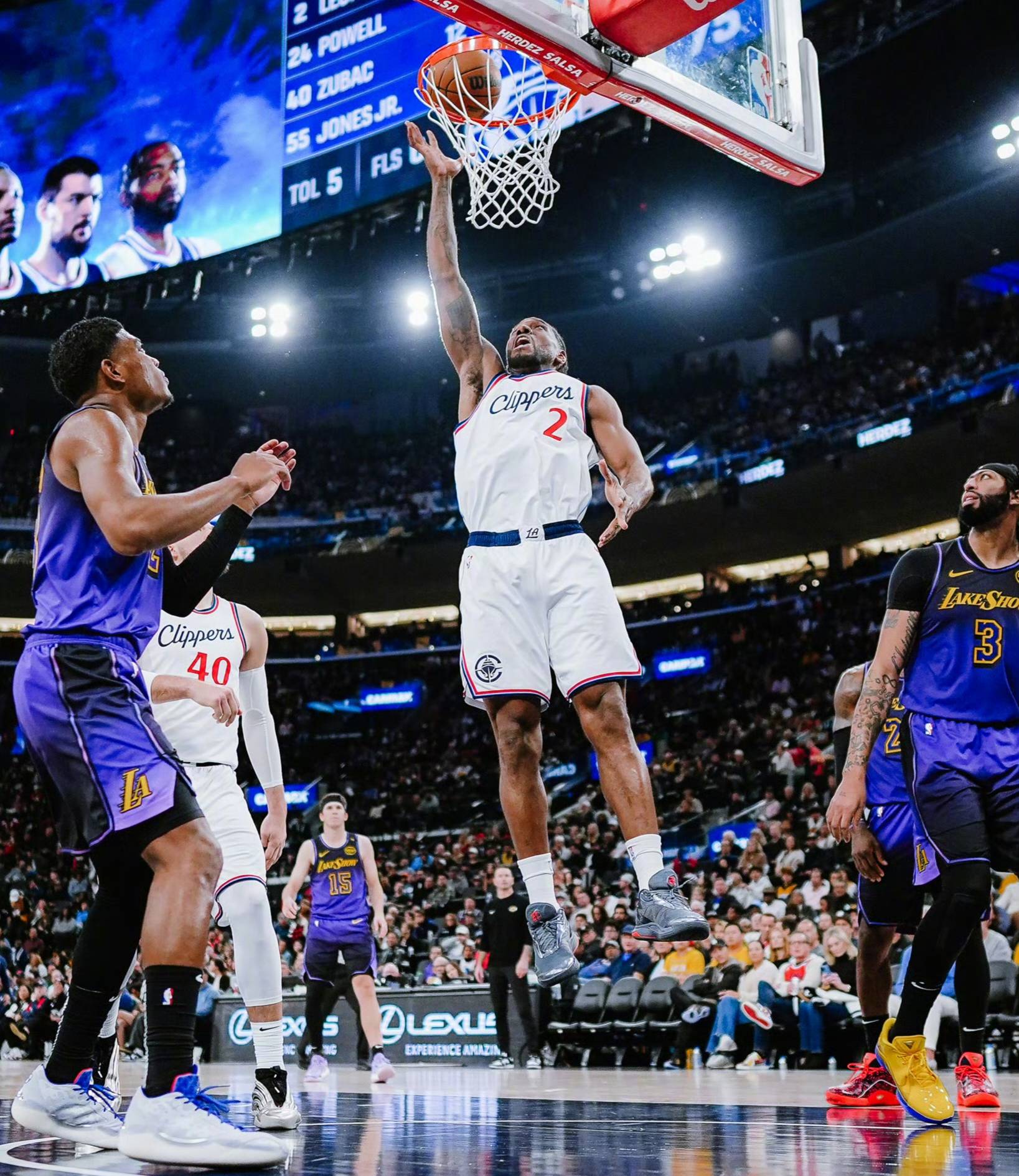 od体育在线-快船大将受伤，球队面临战术调整