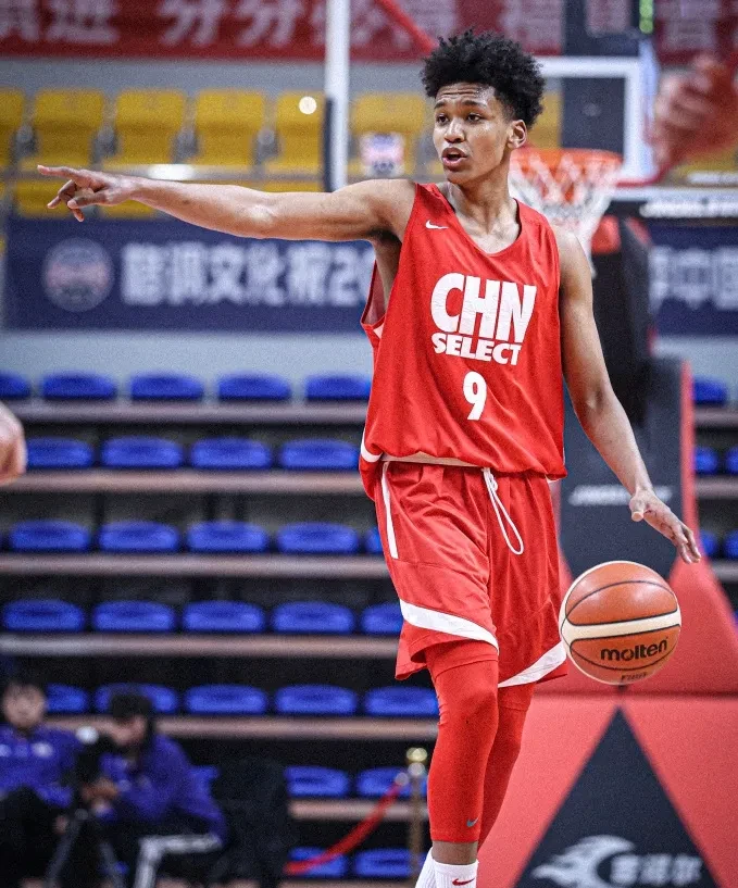 球队选拔优秀年轻球员,提升实力 球队选拔优秀年轻球员,提升实力