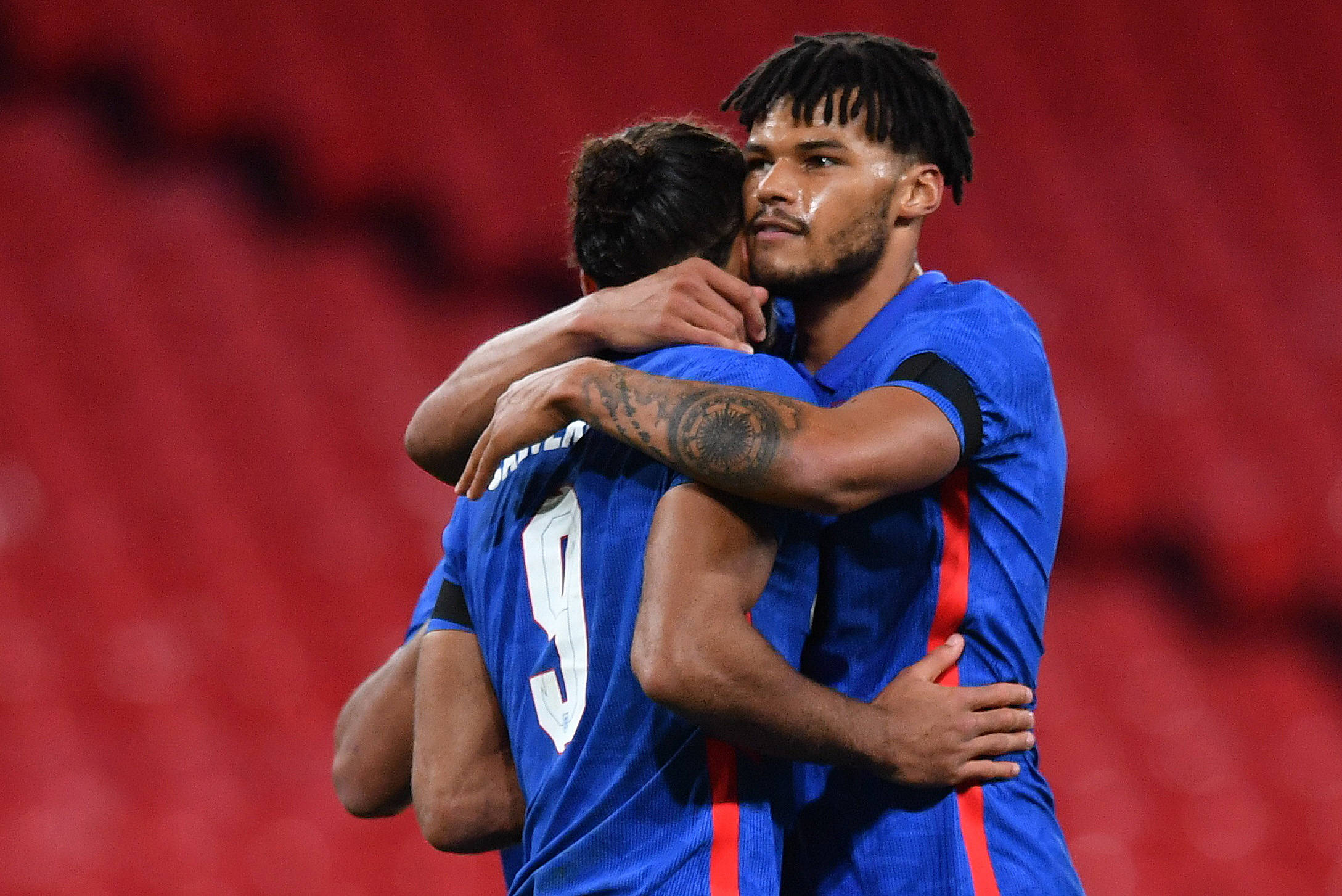 od体育课程-爱尔兰队奋勇拼搏，小组赛成绩逐渐提升的简单介绍