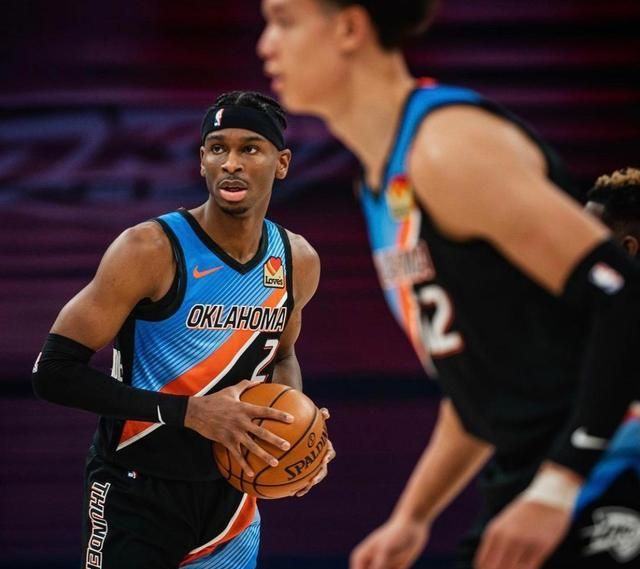 包含希尔城后防稳固,击败对手晋级的词条 包含希尔城后防稳固,击败对手晋级的词条