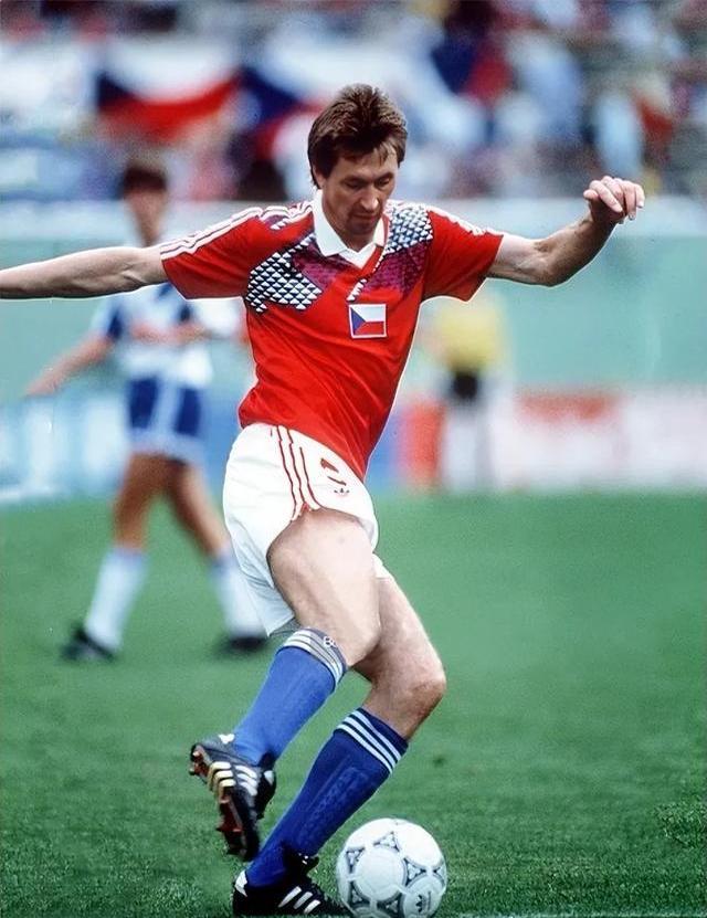 斯洛伐克捷克对垒,争夺比赛胜利 斯洛伐克捷克对垒,争夺比赛胜利