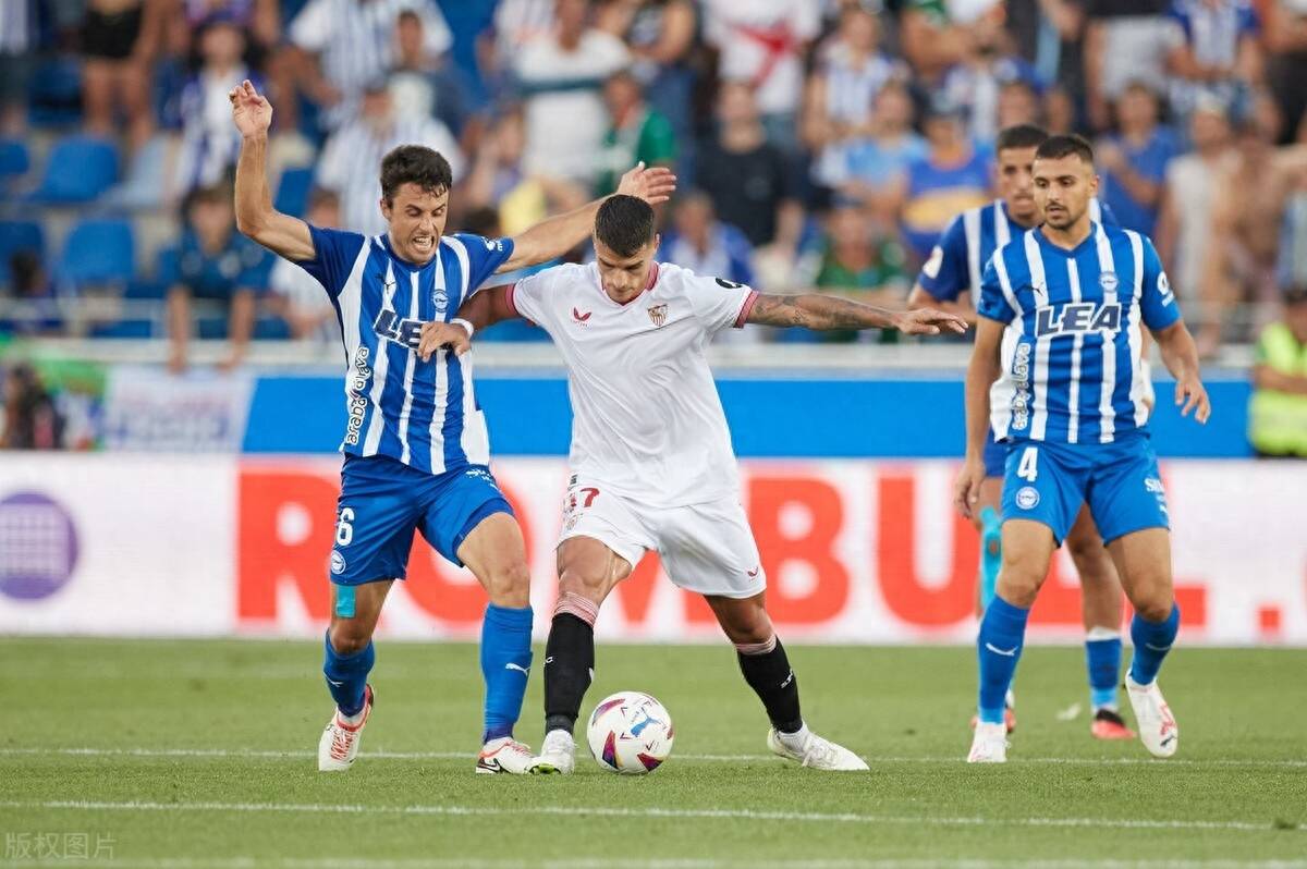 阿尔梅里亚击败塞维利亚,豪取三分 阿尔梅里亚击败塞维利亚,豪取三分