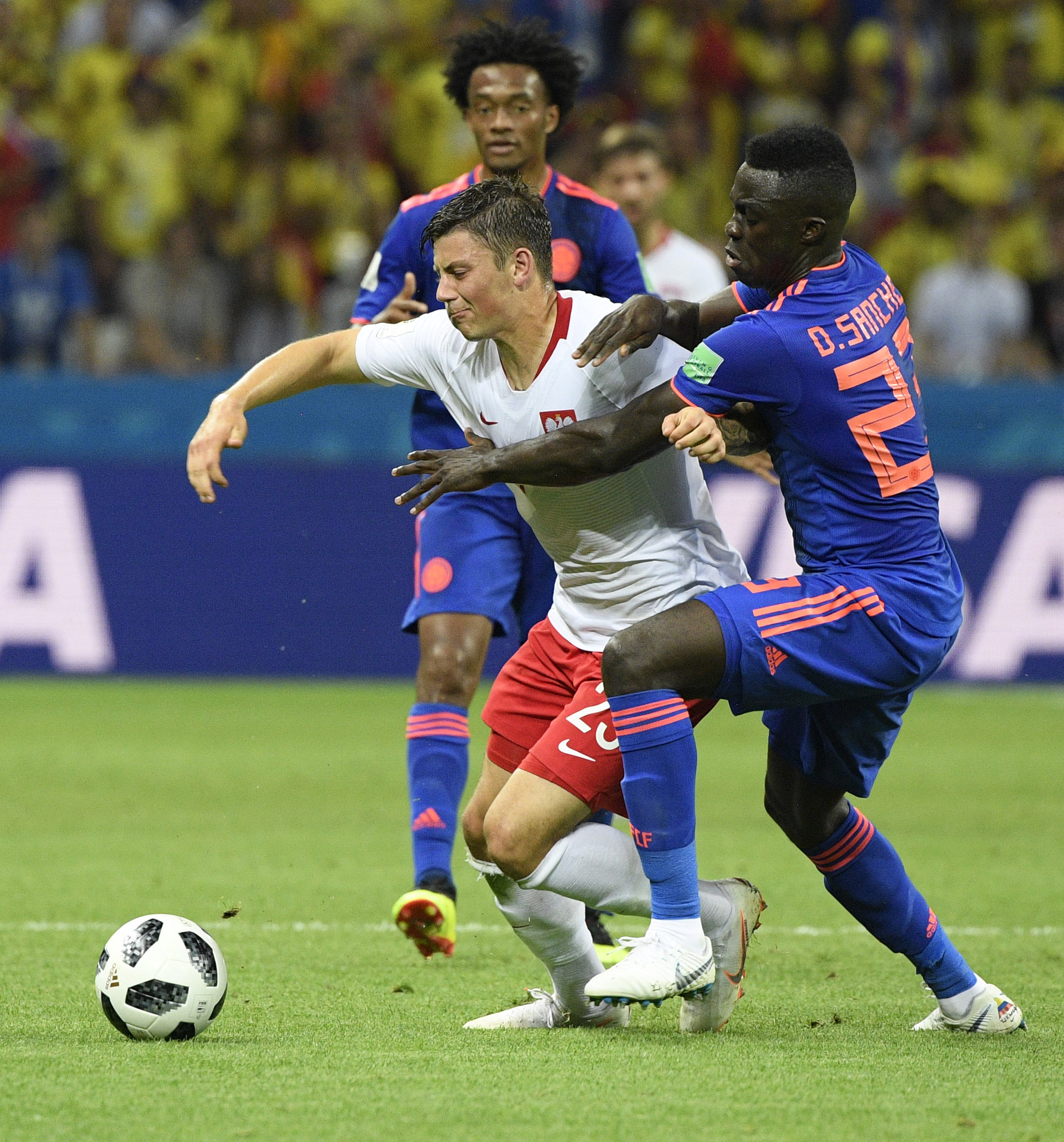 哥伦比亚足球队备战下一场比赛 哥伦比亚足球队备战下一场比赛