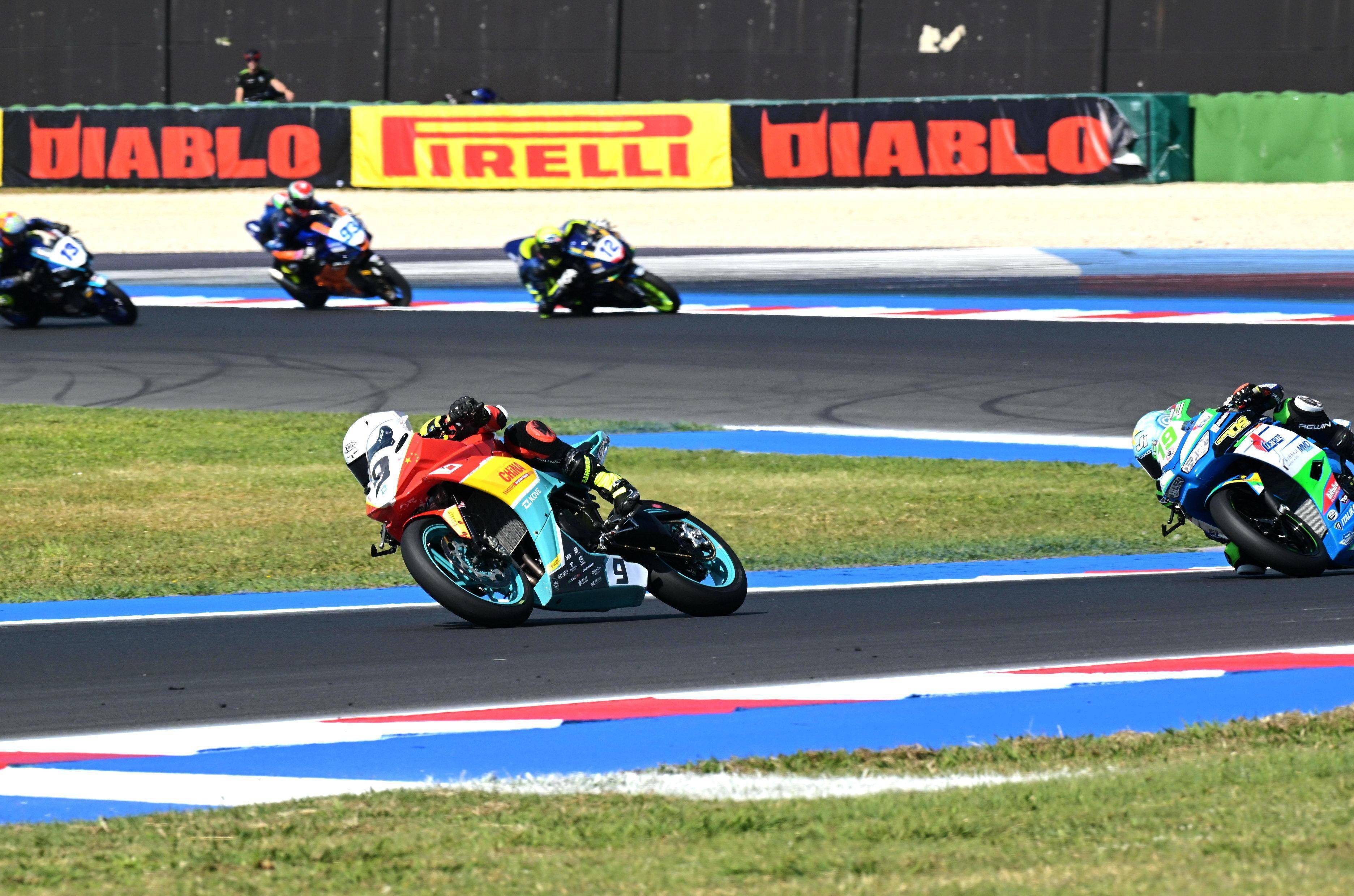 佛罗伦萨遭遇挑战，难以扭转局面的简单介绍