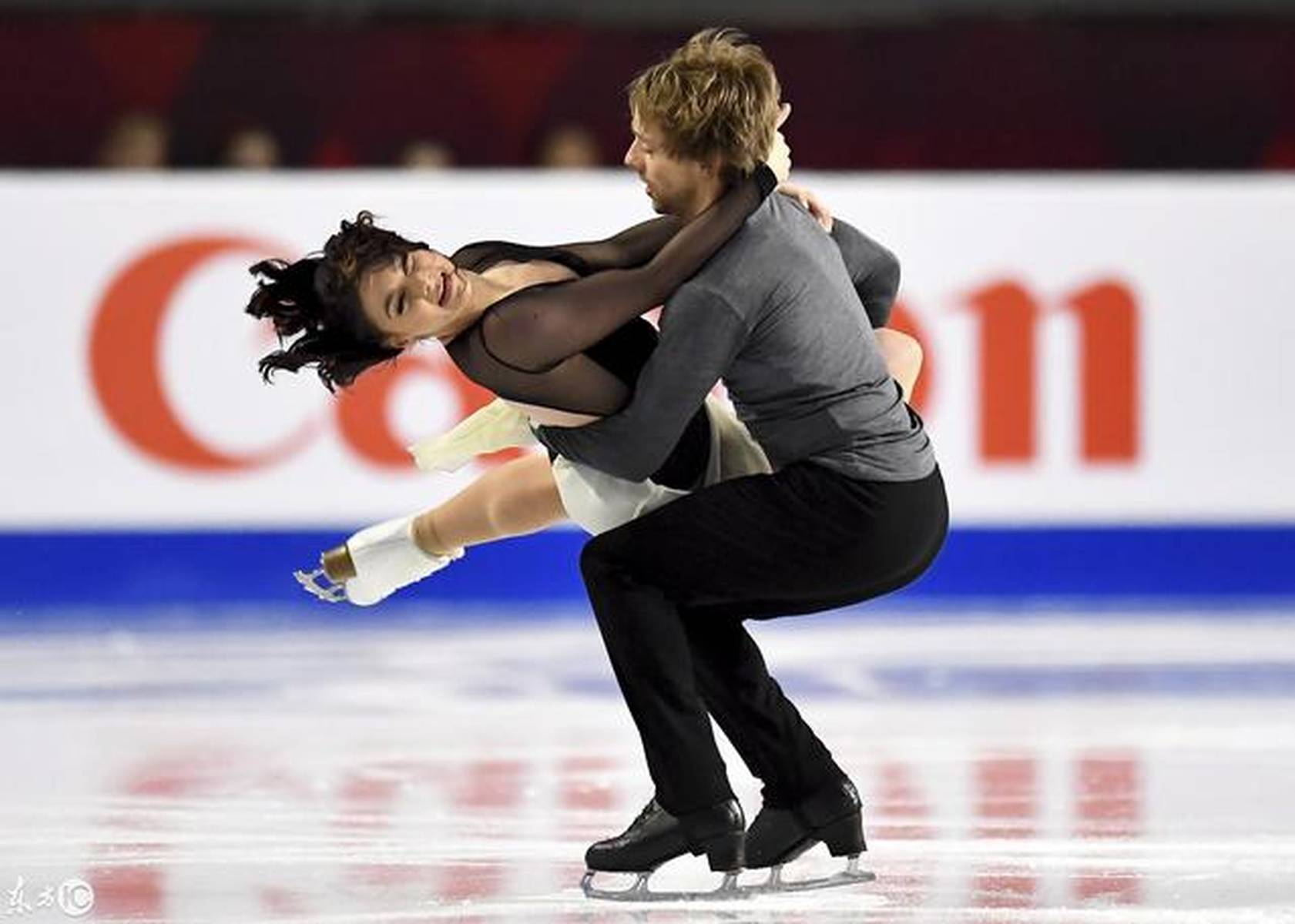 泰国轮滑选手夺得银牌引发国内喜悦的简单介绍