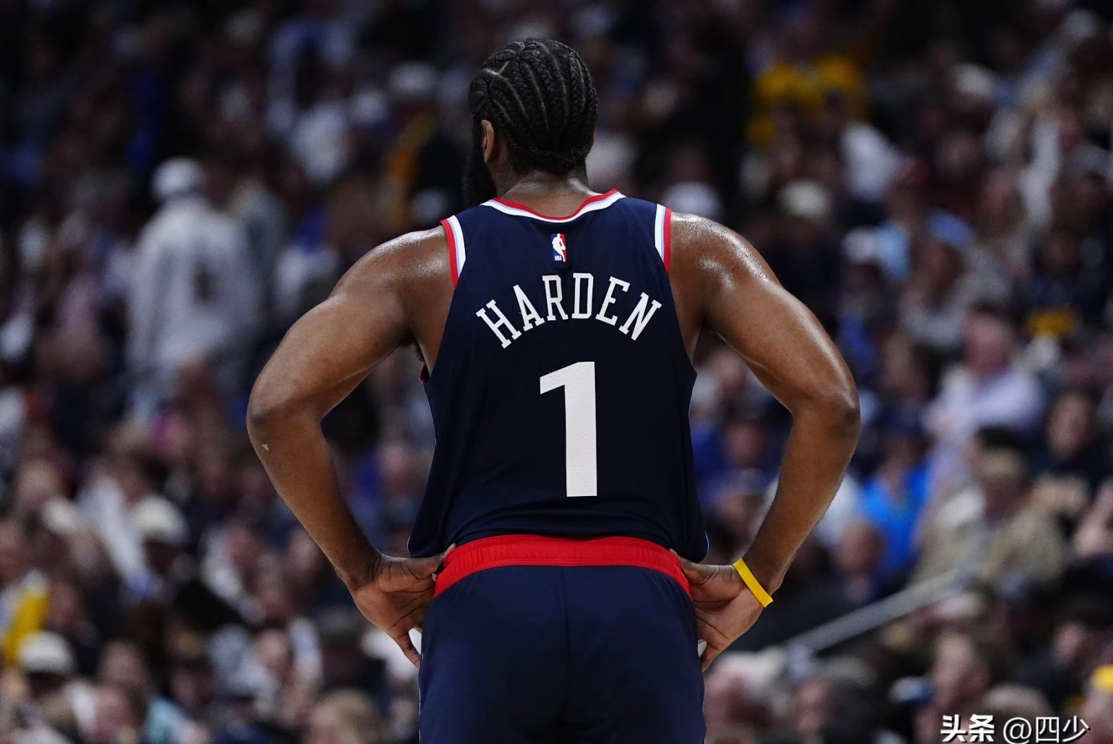 掘金逆袭胜利！利拉德关键绝杀帮助球队翻盘的简单介绍