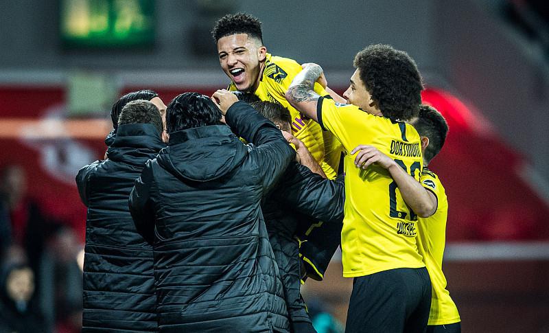 关于尼斯遭遇失败，多特蒙德再添一胜的信息